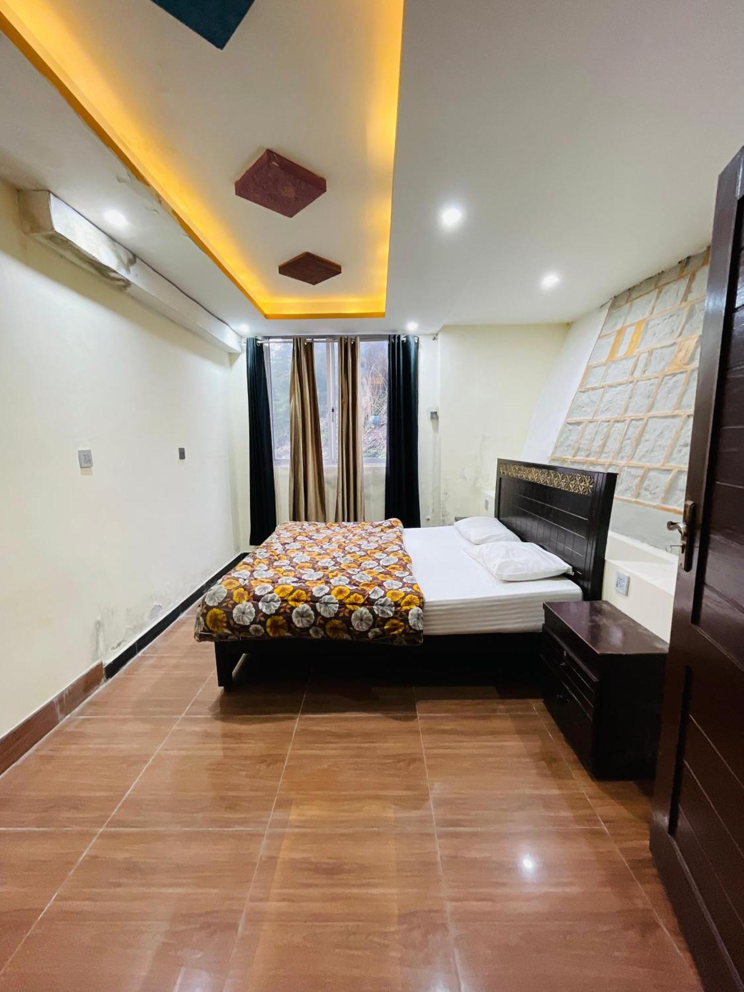 Paradise View Hotel & Restaurant Khaira Gali Exterior photo